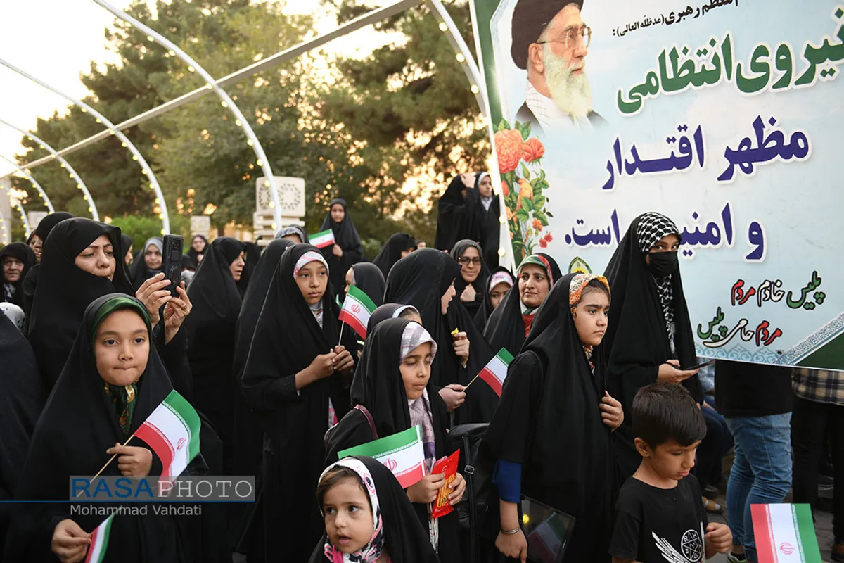 مراسم تقدیر از زحمت&zwnj;کشان نیروی انتظامی در قم