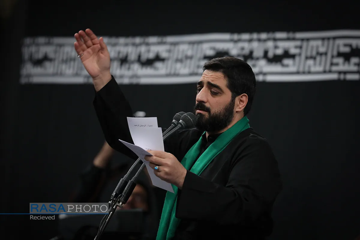 اولین شب مراسم عزاداری حضرت اباعبدالله الحسین (علیه&zwnj;السلام) با حضور رهبر انقلاب امام خامنه ای