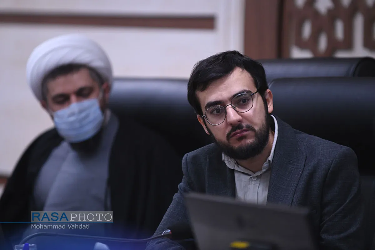 نشست تخصصی حاج قاسم در آثار فعالان رسانه&zwnj;ای اروپا و آمریکا
