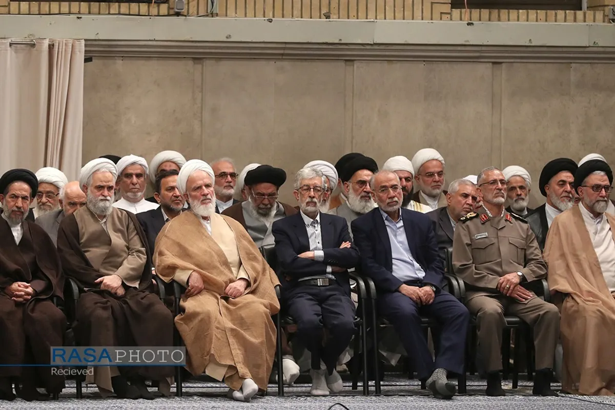 دیدار مسئولان نظام، سفرای کشور&zwnj;های اسلامی با رهبر انقلاب