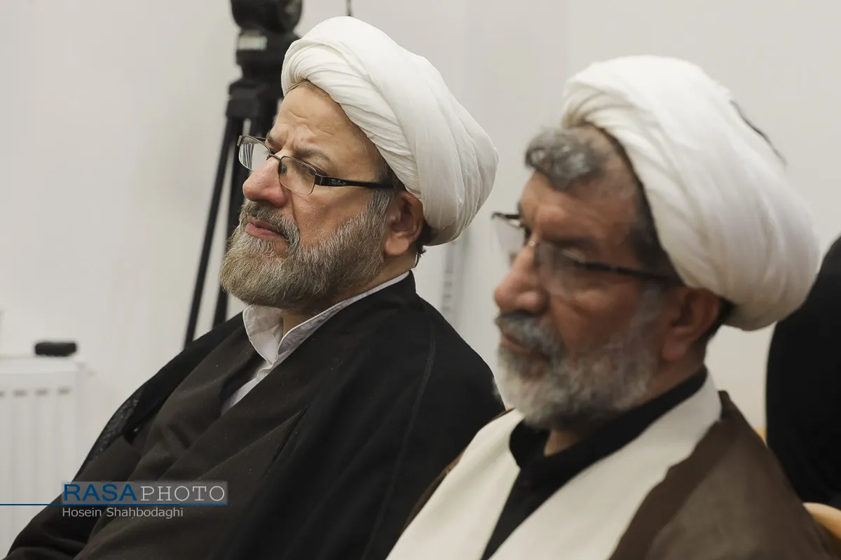 آیین رونمایی از کتاب بعثت خون