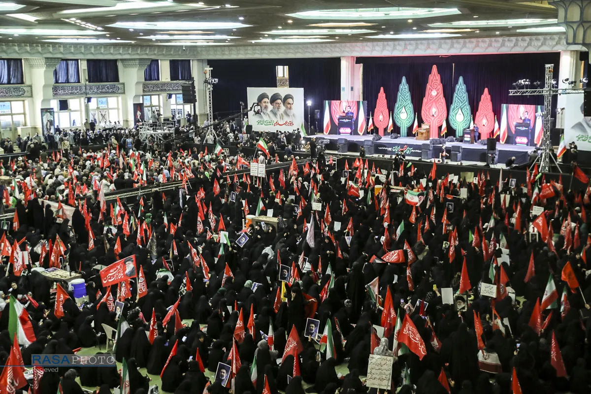مراسم بزرگداشت چهلم تشییع و تدفین &laquo;آقای شهید ایران&raquo;