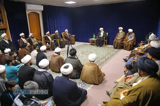 دیدار جمعی مبلغان شهر های آبادان و اهواز با آیت الله کریمی جهرمی در آستانه ماه مبارک رمضان