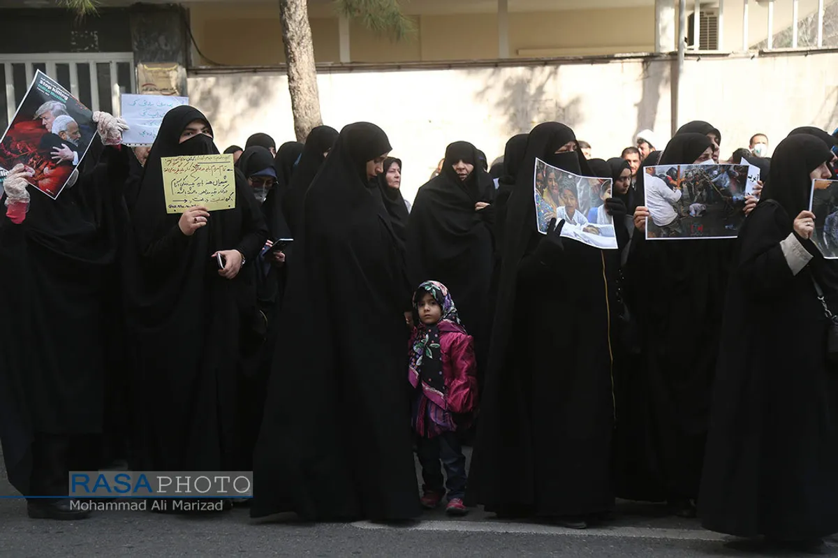 تجمع جمعی از طلاب و دانشجویان در حمایت از مسلمانان هند