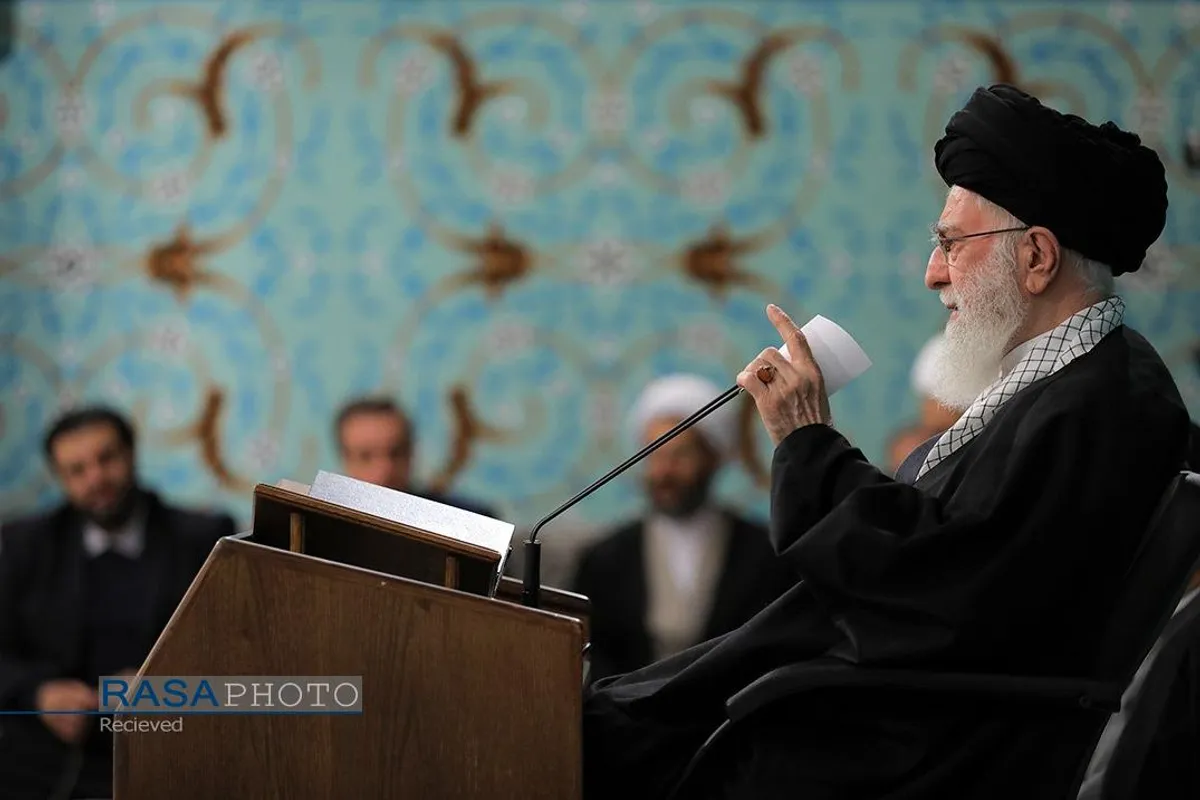 دیدار شرکت&zwnj;کنندگان در مسابقات بین&zwnj;المللی قرآن با رهبر معظم انقلاب