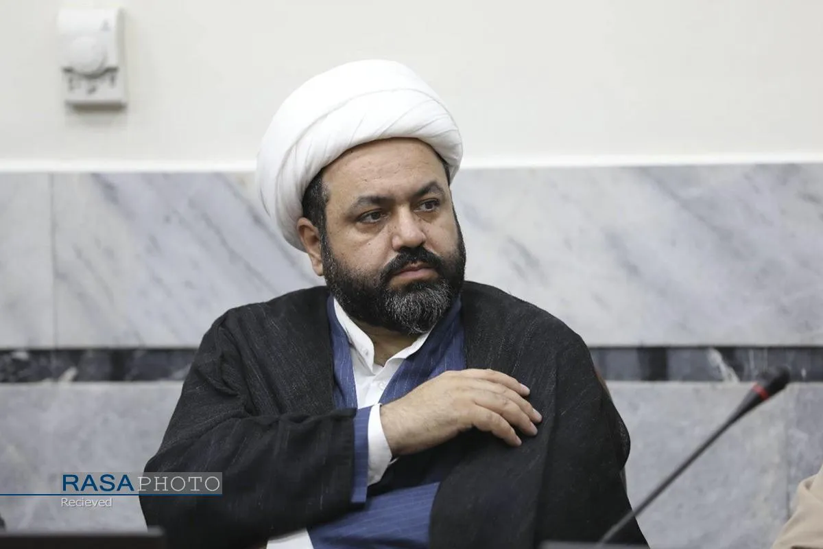 نشست مسئول دبیرخانه شورای عالی حوزه با رسانه&zwnj;های حوزوی