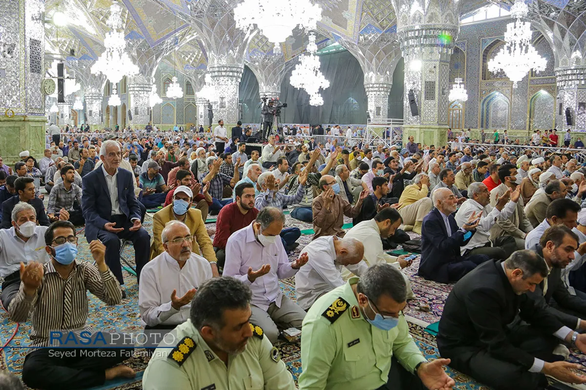 اقامه نماز عید قربان در حرم مطهر رضوی