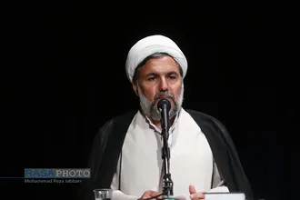 همایش نقش مبلغان در دفاع مقدس&lrm;&lrm;