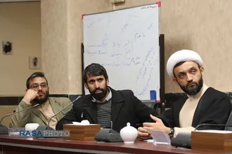 نشست هم اندیشی راهکارهای روایت سازی حوزوی از گفتمان مقاومت