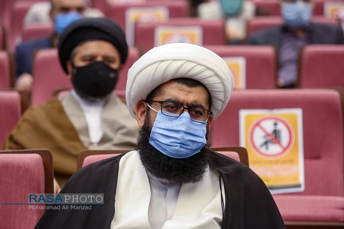 رونمایی از کتاب حضرت آیت الله مکارم شیرازی (به روایت اسناد ساواک)