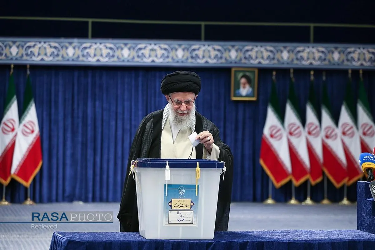 مشارکت رهبر معظم انقلاب در انتخابات چهاردهمین دوره ریاست جمهوری