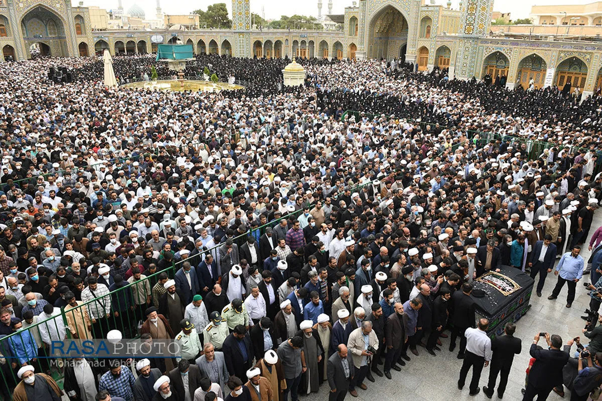 تشییع پیکر مرحوم آیت الله فاطمی&zwnj;نیا در قم