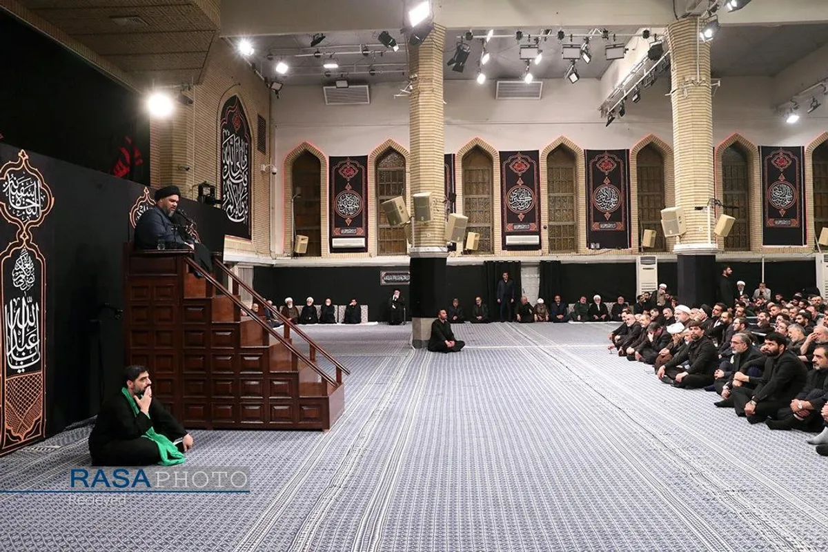 دومین شب مراسم عزاداری حضرت اباعبدالله الحسین (علیه&zwnj;السلام) با حضور رهبر انقلاب