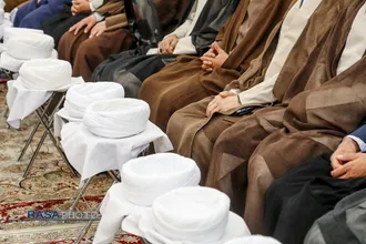 جشن عمامه&zwnj;گذاری طلاب در روز عید غدیر