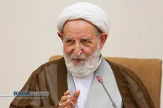 دیدار جمعی از دادستان&zwnj;های قوه قضاییه با آیت الله یزدی رئیس جامعه مدرسین&lrm;