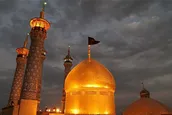 تعویض پرچم حرم حضرت معصومه
