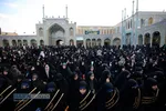 آیین تعویض پرچم گنبد مطهر حرم حضرت فاطمه معصومه (سلام&zwnj;الله&zwnj;علیها)