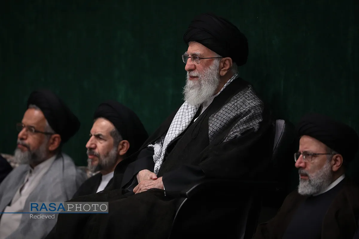 اولین شب مراسم عزاداری حضرت اباعبدالله الحسین (علیه&zwnj;السلام) با حضور رهبر انقلاب امام خامنه ای