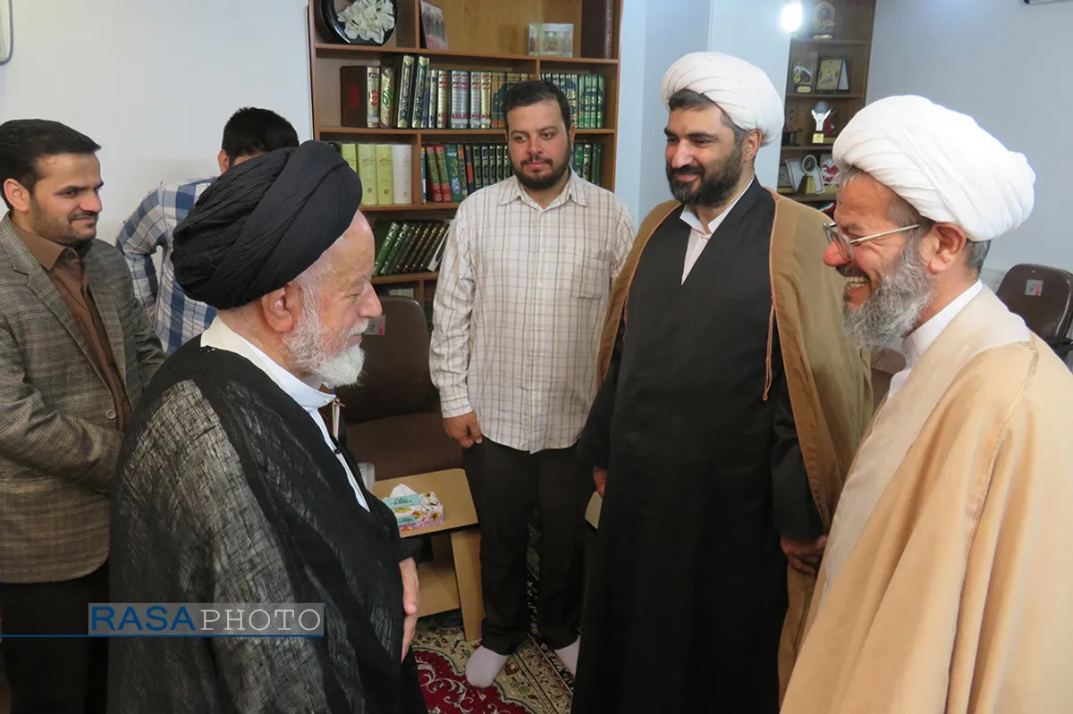 دیدار مدیرعامل خبرگزاری رسا با نماینده ولی فقیه و رییس حوزه علمیه استان سمنان
