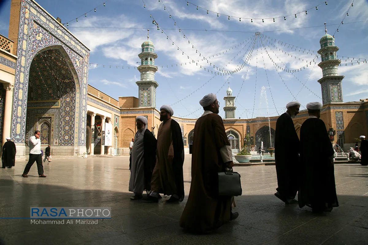 جلسه درس تفسیر حضرت آیت الله جوادی آملی