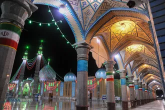 مسجد مقدس جمکران؛ تجلی&zwnj;گاه وحدت و انتظار
