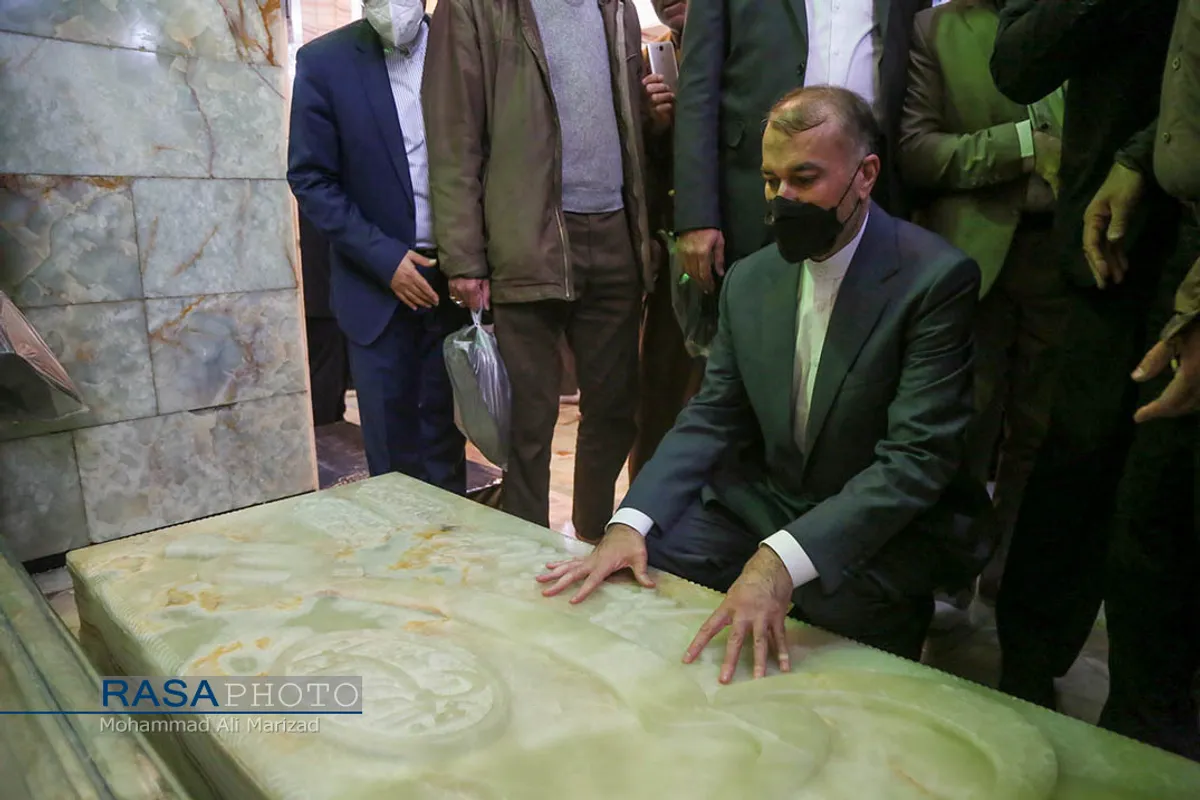 دیدار وزیر امور خارجه با مراجع تقلید و علما