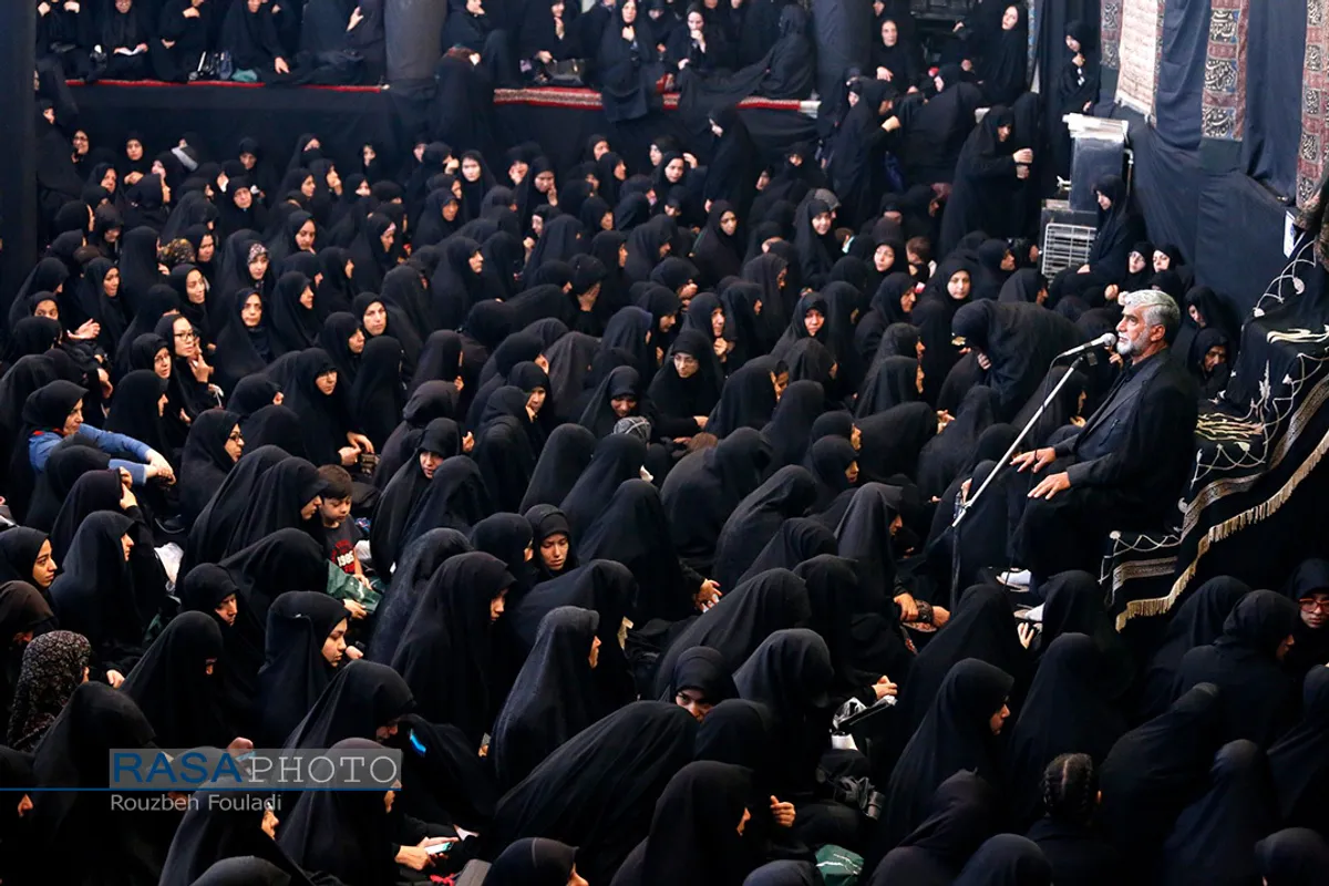 عزاداری حضرت اباعبد الله الحسین (علیه السلام) در حسینیه سادات اخوی