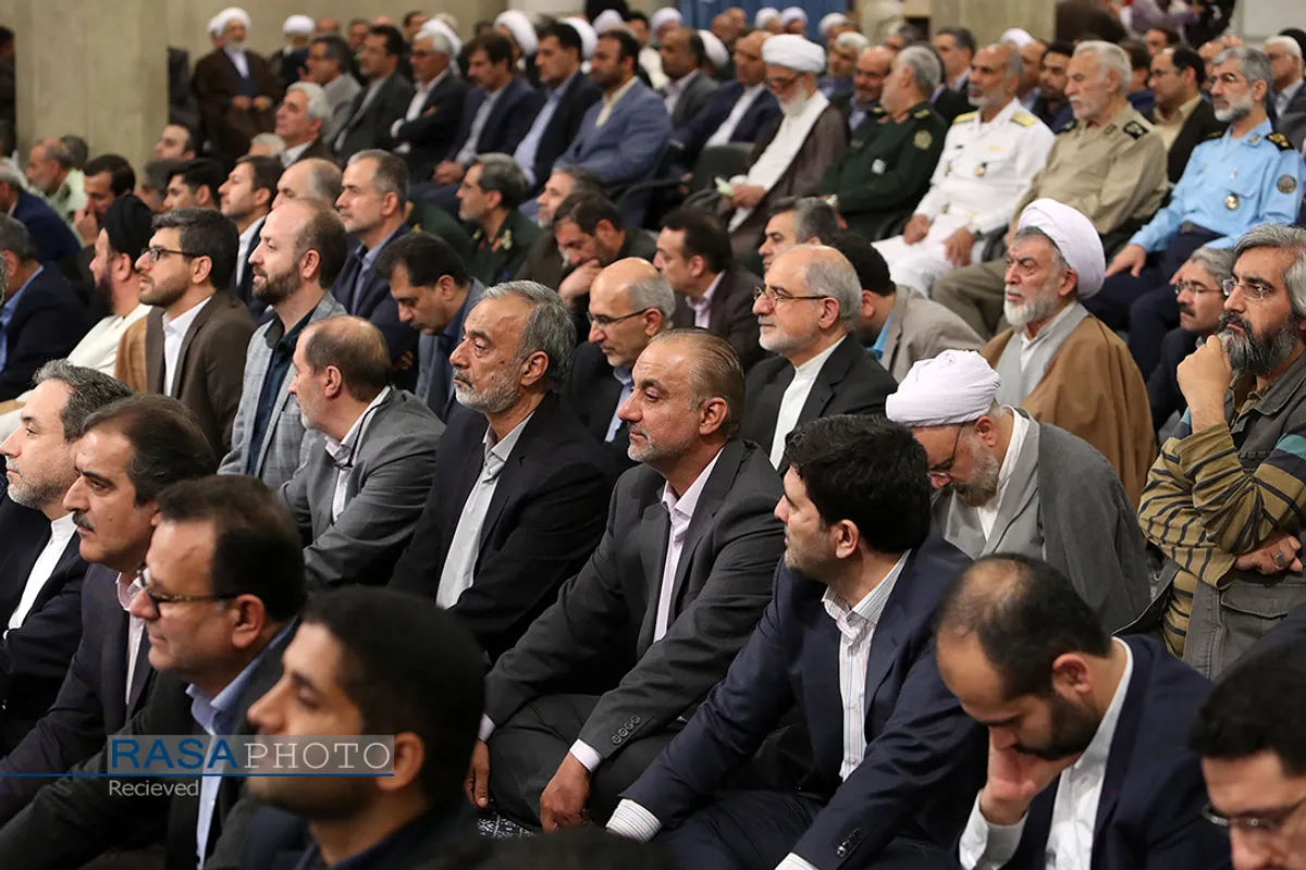 دیدار مسئولان و کارگزاران نظام با مقام معظم رهبری