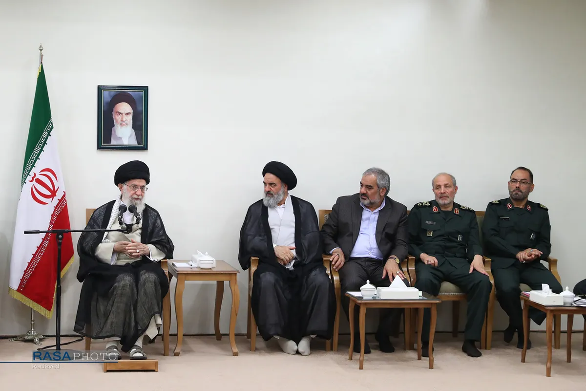دیدار دست&zwnj;اندرکاران کنگره بزرگداشت ۵۴۰۰ شهید استان کردستان با رهبر انقلاب