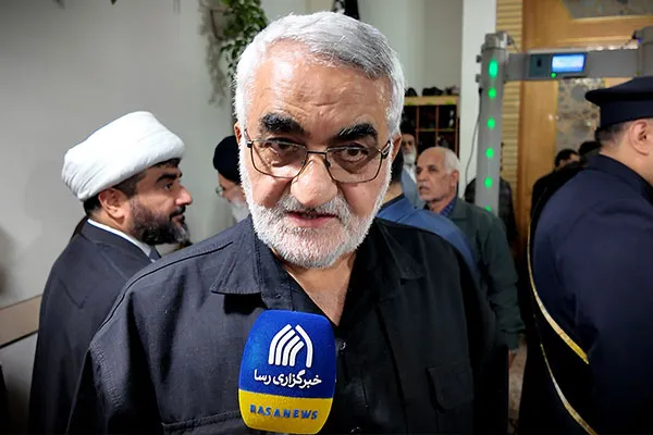 آیت‌الله شبیری زنجانی الگویی علمی و اخلاقی برای نسل آینده بود