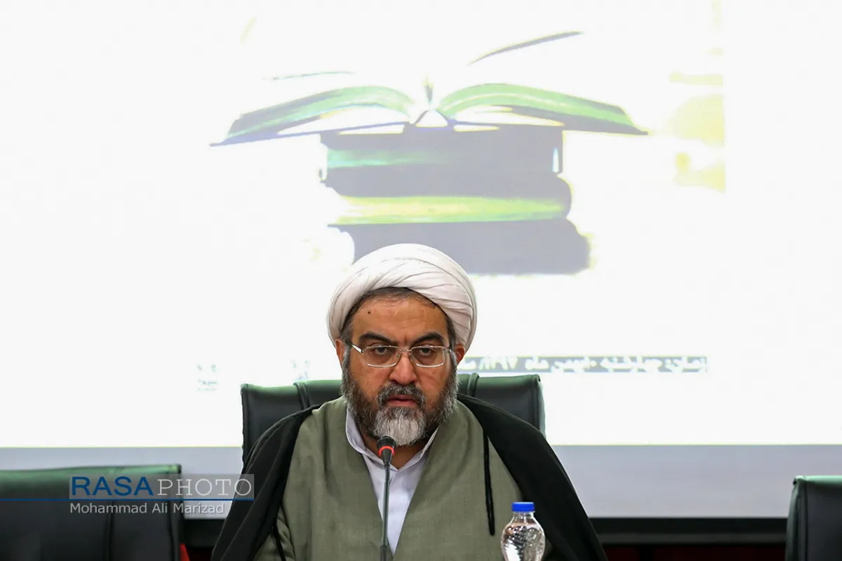 نشست نقد و بررسی نظریه تعبد در ادیان و مذاهب