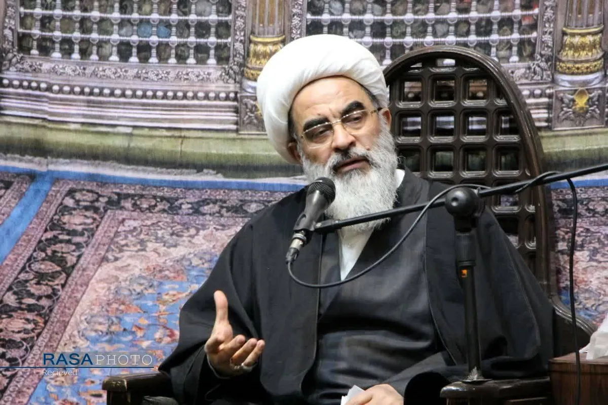 احیاء شب ۲۱ ماه مبارک رمضان با حضور آیت الله فاضل