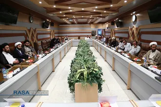 رونمایی از اولین مستند نقد افکار گروه&zwnj;های تکفیری با عنوان "اعماق تاریکی"