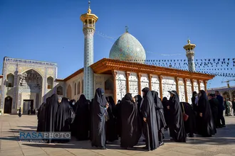 تشییع پیکر شهید &laquo;محمد علیپور اصطهباناتی&raquo; پس از ۳۸ سال در شیراز