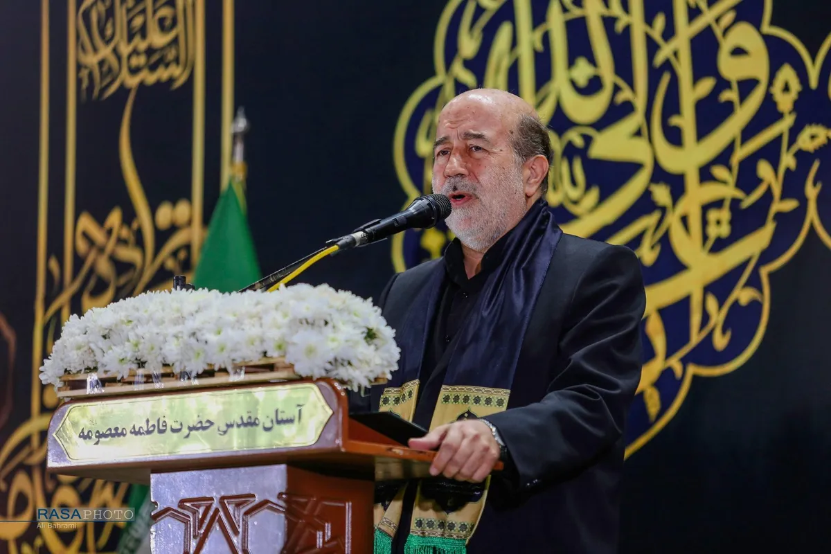 آیین شمعدان&zwnj; در شام رحلت بانوی کرامت (س)