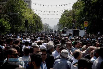 مراسم تشییع پیکر مطهر ۱۵۰ شهید دفاع مقدس در تهران&lrm;