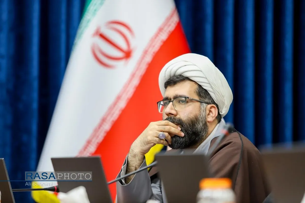 اولین نشست اساتید و فضلای جوان با مسئولان شورای عالی حوزه های علمیه کشور