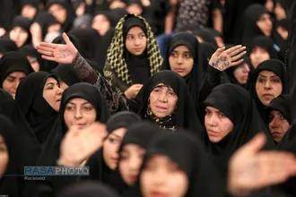 مراسم بزرگداشت رئیس&zwnj;جمهور شهید و همراهان گرامی ایشان با حضور رهبر انقلاب