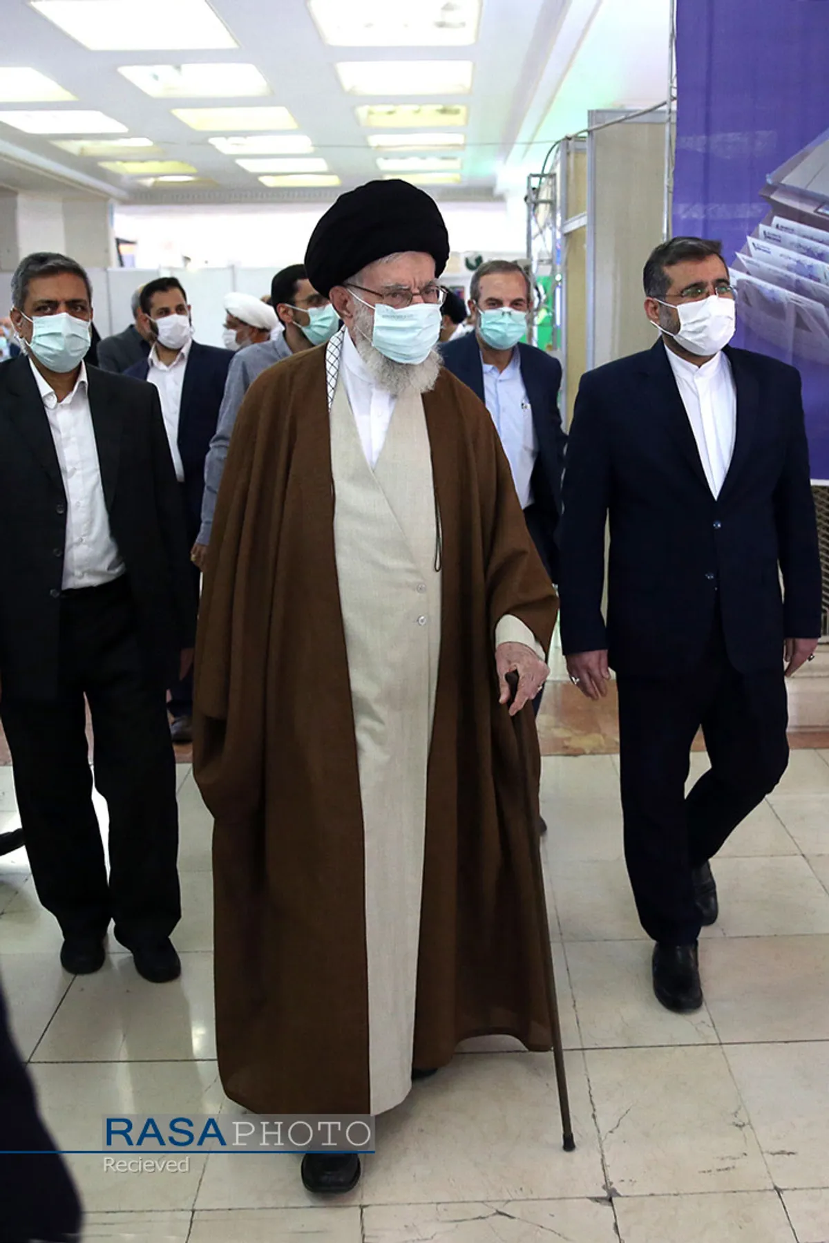 بازدید مقام معظم رهبری از سی و&zwnj;&zwnj; چهارمین نمایشگاه بین&zwnj;المللی کتاب تهران