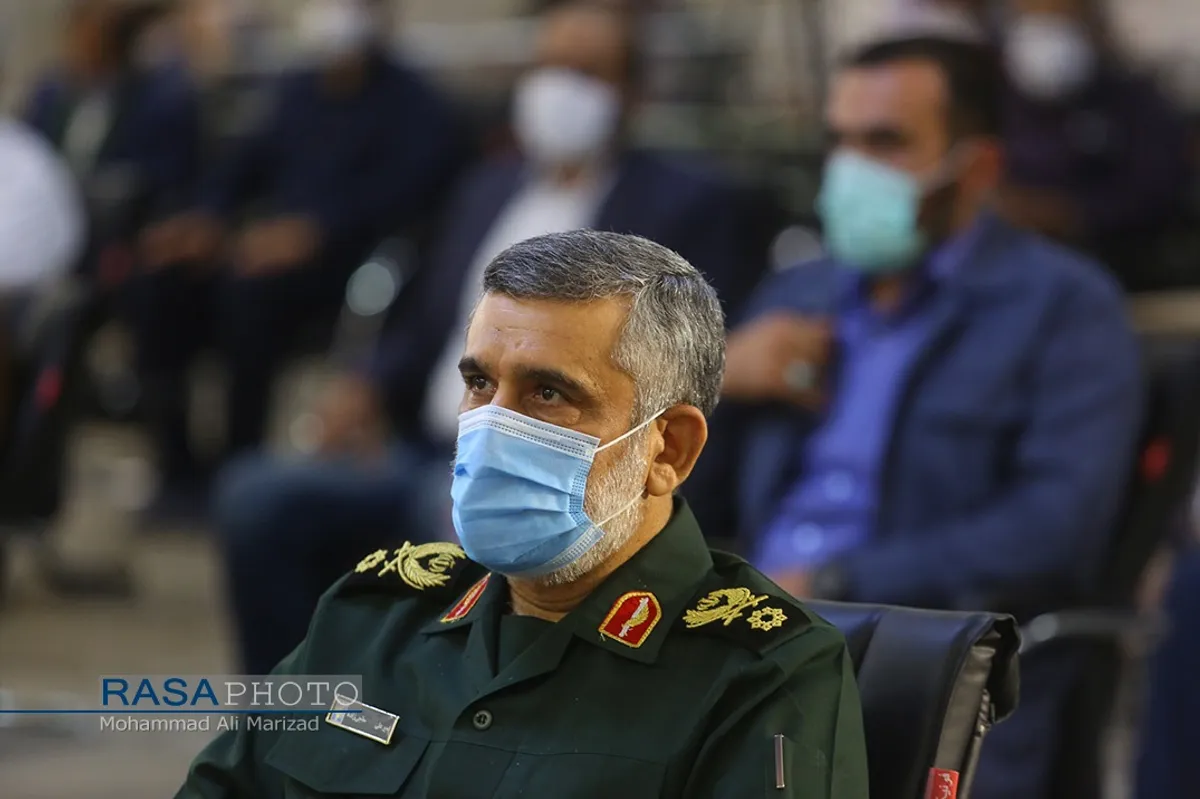 تصاویری از فرمانده شهید هوافضای سپاه سردار حاجی زاده