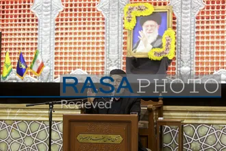 بزرگداشت رهبر شهید انقلاب از سوی آیت&zwnj;الله مکارم شیرازی در حرم مطهر
