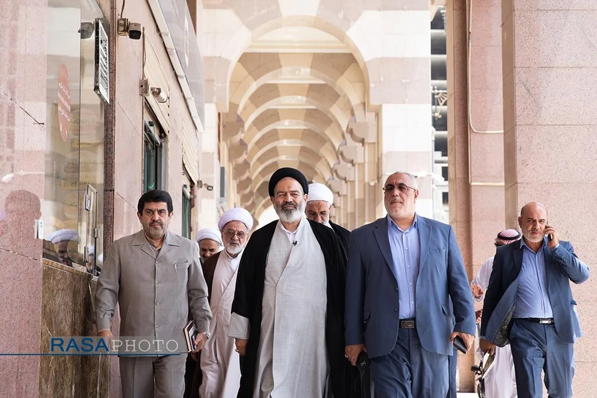 دیدارمسئولان حج و زیارت با نمایندگان دفاتر مراجع عظام تقلید در مدینه