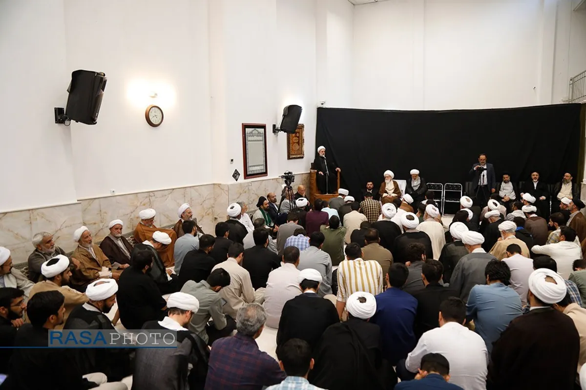 بزرگداشت شهدای غزه و اعلام حمایت از ملت فلسطین در دفتر حضرت آیت&zwnj;الله نوری همدانی
