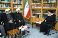 لزوم کاهش دغدغه‌های معیشتی و حفظ کرامت طلاب