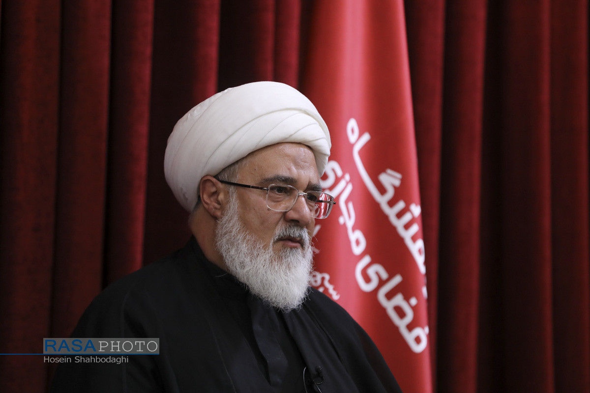 مراسم رونمایی کتاب «بررسی فقهی بازنمایی معصومان در بازیهای رایانهای و متاورس» برگزار شد مراسم رونمایی کتاب «بررسی فقهی بازنمایی معصومان در بازیهای رایانهای و متاورس» برگزار شد
