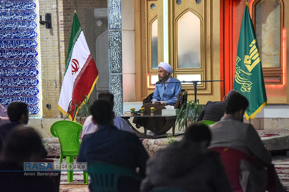 دیدار تشکل&zwnj;های دانشجویی با نماینده ولی فقیه در فارس