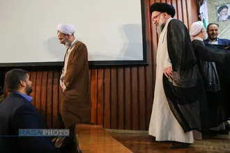 آیین رونمایی کتاب شرح نهج البلاغه متن بیانات حضرت آیت الله خامنه&zwnj;ای با سخنرانی آیت الله اعرافی مدیر حوزه علمیه