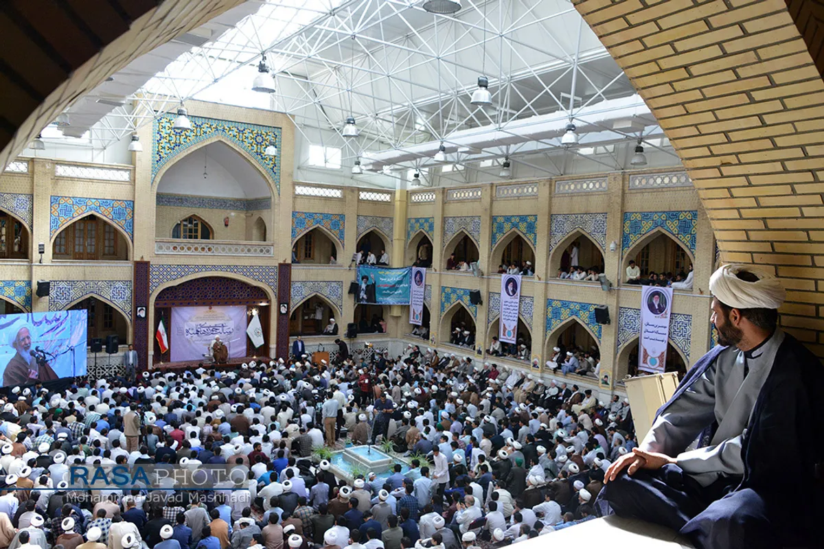 اجتماع عظیم حوزویان خراسان با عنوان رسالت حوزه&zwnj;های علمیه با سخنرانی حضرت آیت الله جوادی آملی
