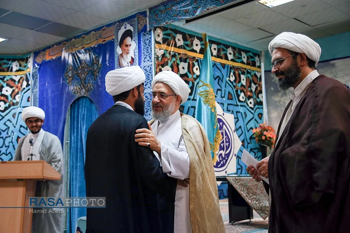 جشن عید سعید غدیر و عمامه گذاری تعدادی از طلاب حوزه علمیه قم