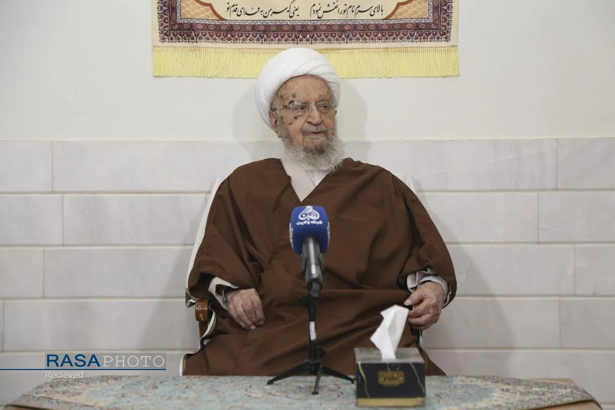 دیدار سخنگوی وزارت خارجه با حضرت آیت الله مکارم شیرازی